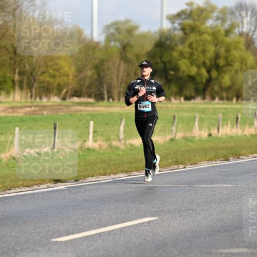 12.04.2026 - 45. Internationalen Wilhelmsburger Insellauf Dr. Thomas Lammeyer http://msf.ph/oto/9431189 12.04.2026 09:10:44 Laufen 5592 meine-sportfotos.de