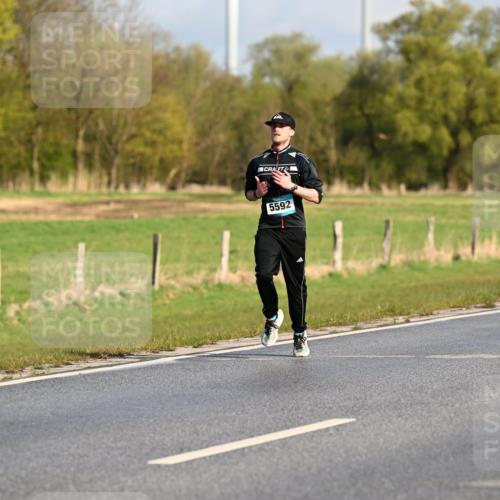 12.04.2026 - 45. Internationalen Wilhelmsburger Insellauf Dr. Thomas Lammeyer http://msf.ph/oto/9431191 12.04.2026 09:10:44 Laufen 5592 meine-sportfotos.de