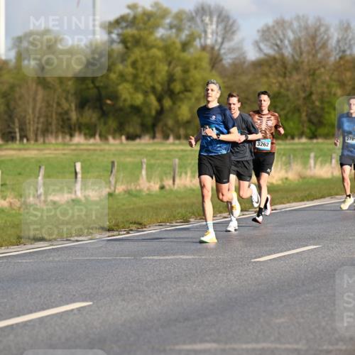 12.04.2026 - 45. Internationalen Wilhelmsburger Insellauf Dr. Thomas Lammeyer http://msf.ph/oto/9431207 12.04.2026 09:10:51 Laufen 3262, 2789 meine-sportfotos.de