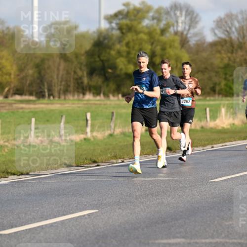 12.04.2026 - 45. Internationalen Wilhelmsburger Insellauf Dr. Thomas Lammeyer http://msf.ph/oto/9431212 12.04.2026 09:10:51 Laufen 41, 3262, 2789 meine-sportfotos.de