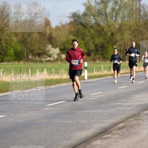 12.04.2026 - 45. Internationalen Wilhelmsburger Insellauf Dr. Thomas Lammeyer http://msf.ph/oto/9431251 12.04.2026 09:11:02 Laufen 757 meine-sportfotos.de