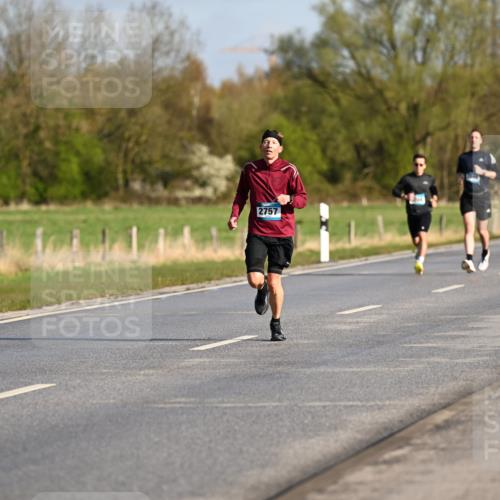 12.04.2026 - 45. Internationalen Wilhelmsburger Insellauf Dr. Thomas Lammeyer http://msf.ph/oto/9431253 12.04.2026 09:11:02 Laufen 2757 meine-sportfotos.de