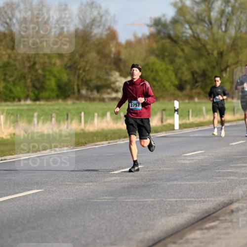 12.04.2026 - 45. Internationalen Wilhelmsburger Insellauf Dr. Thomas Lammeyer http://msf.ph/oto/9431255 12.04.2026 09:11:02 Laufen 2757 meine-sportfotos.de
