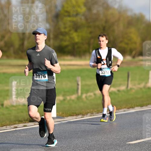 12.04.2026 - 45. Internationalen Wilhelmsburger Insellauf Dr. Thomas Lammeyer http://msf.ph/oto/9431324 12.04.2026 09:11:18 Laufen 4291, 3976, 3372, 226 meine-sportfotos.de