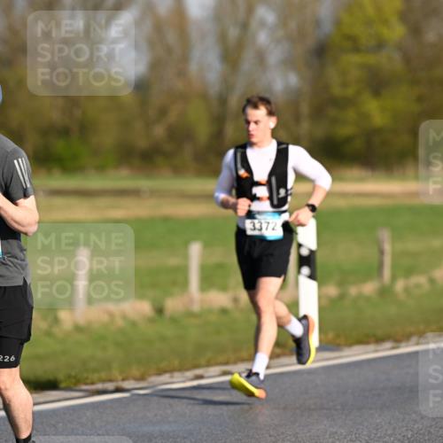 12.04.2026 - 45. Internationalen Wilhelmsburger Insellauf Dr. Thomas Lammeyer http://msf.ph/oto/9431328 12.04.2026 09:11:19 Laufen 3976, 3372, 226 meine-sportfotos.de