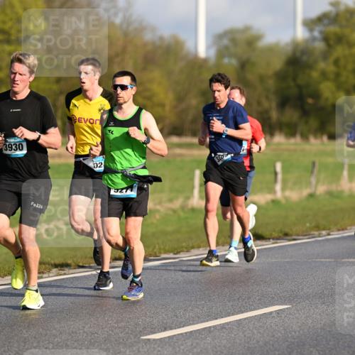 12.04.2026 - 45. Internationalen Wilhelmsburger Insellauf Dr. Thomas Lammeyer http://msf.ph/oto/9431347 12.04.2026 09:11:23 Laufen 3930, 02, 226, 3099, 1368 meine-sportfotos.de