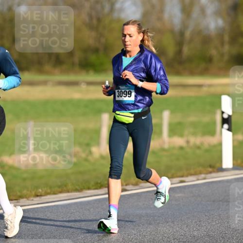 12.04.2026 - 45. Internationalen Wilhelmsburger Insellauf Dr. Thomas Lammeyer http://msf.ph/oto/9431376 12.04.2026 09:11:28 Laufen 3368, 3099 meine-sportfotos.de