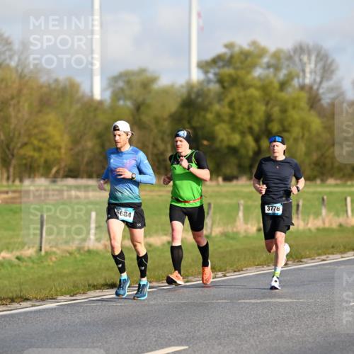 12.04.2026 - 45. Internationalen Wilhelmsburger Insellauf Dr. Thomas Lammeyer http://msf.ph/oto/9431386 12.04.2026 09:11:34 Laufen 5684, 2212, 3776 meine-sportfotos.de