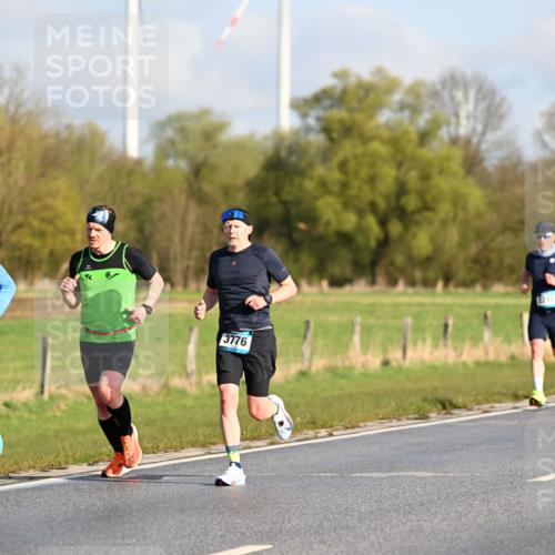 12.04.2026 - 45. Internationalen Wilhelmsburger Insellauf Dr. Thomas Lammeyer http://msf.ph/oto/9431389 12.04.2026 09:11:35 Laufen 5684, 3776, 2212 meine-sportfotos.de