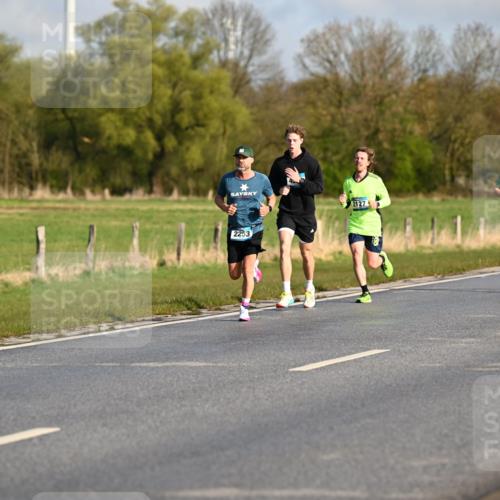 12.04.2026 - 45. Internationalen Wilhelmsburger Insellauf Dr. Thomas Lammeyer http://msf.ph/oto/9431426 12.04.2026 09:11:42 Laufen 2253, 2127, 2010 meine-sportfotos.de