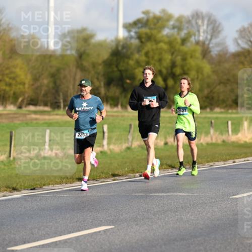12.04.2026 - 45. Internationalen Wilhelmsburger Insellauf Dr. Thomas Lammeyer http://msf.ph/oto/9431440 12.04.2026 09:11:44 Laufen 2253, 2127, 2010 meine-sportfotos.de