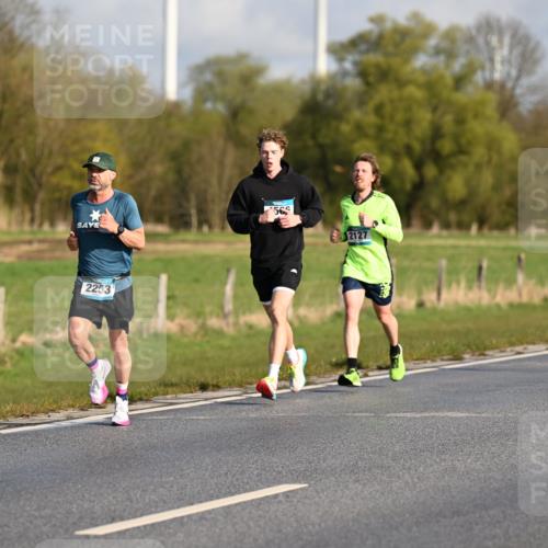 12.04.2026 - 45. Internationalen Wilhelmsburger Insellauf Dr. Thomas Lammeyer http://msf.ph/oto/9431444 12.04.2026 09:11:45 Laufen 2253, 56, 2127, 2010 meine-sportfotos.de