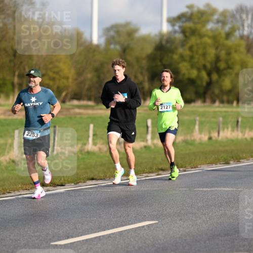12.04.2026 - 45. Internationalen Wilhelmsburger Insellauf Dr. Thomas Lammeyer http://msf.ph/oto/9431446 12.04.2026 09:11:45 Laufen 2253, 2127, 2010 meine-sportfotos.de