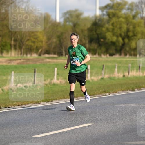 12.04.2026 - 45. Internationalen Wilhelmsburger Insellauf Dr. Thomas Lammeyer http://msf.ph/oto/9431454 12.04.2026 09:11:47 Laufen 2127, 2010 meine-sportfotos.de