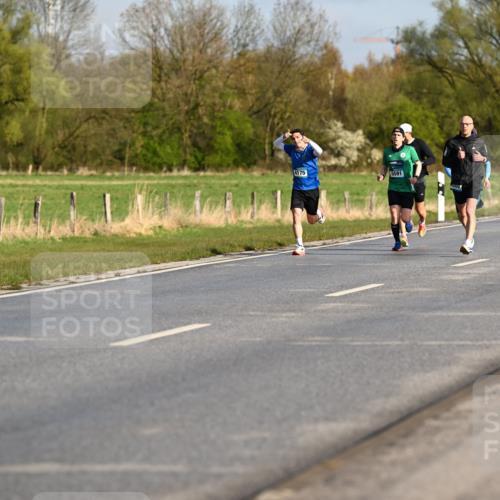 12.04.2026 - 45. Internationalen Wilhelmsburger Insellauf Dr. Thomas Lammeyer http://msf.ph/oto/9431480 12.04.2026 09:11:53 Laufen 4175, 5591 meine-sportfotos.de