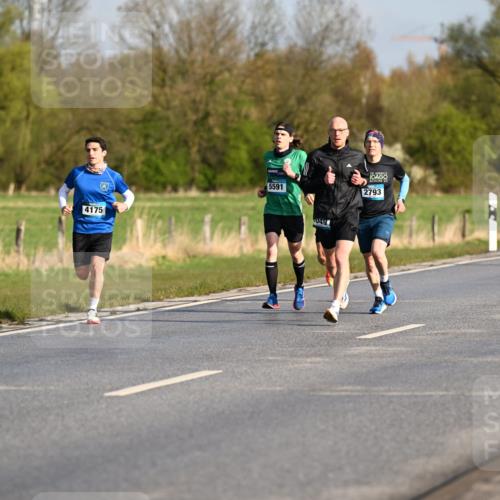 12.04.2026 - 45. Internationalen Wilhelmsburger Insellauf Dr. Thomas Lammeyer http://msf.ph/oto/9431490 12.04.2026 09:11:55 Laufen 4175, 5591, 049, 5440, 2793 meine-sportfotos.de