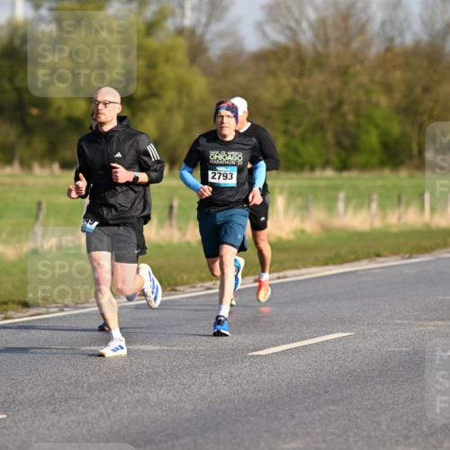 12.04.2026 - 45. Internationalen Wilhelmsburger Insellauf Dr. Thomas Lammeyer http://msf.ph/oto/9431507 12.04.2026 09:11:58 Laufen 22, 2793 meine-sportfotos.de