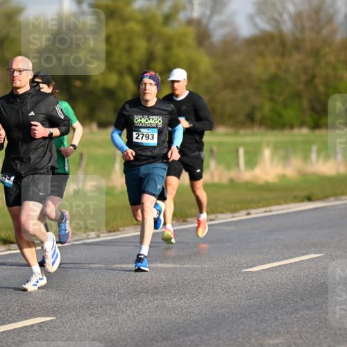12.04.2026 - 45. Internationalen Wilhelmsburger Insellauf Dr. Thomas Lammeyer http://msf.ph/oto/9431510 12.04.2026 09:11:59 Laufen 22, 2793 meine-sportfotos.de