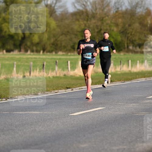 12.04.2026 - 45. Internationalen Wilhelmsburger Insellauf Dr. Thomas Lammeyer http://msf.ph/oto/9431524 12.04.2026 09:12:03 Laufen 5440, 4127 meine-sportfotos.de
