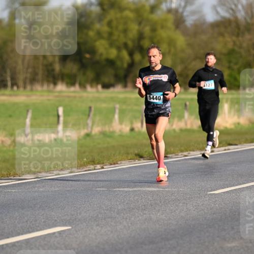 12.04.2026 - 45. Internationalen Wilhelmsburger Insellauf Dr. Thomas Lammeyer http://msf.ph/oto/9431534 12.04.2026 09:12:04 Laufen 5440, 4127 meine-sportfotos.de