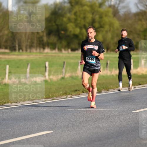 12.04.2026 - 45. Internationalen Wilhelmsburger Insellauf Dr. Thomas Lammeyer http://msf.ph/oto/9431536 12.04.2026 09:12:04 Laufen 5440 meine-sportfotos.de
