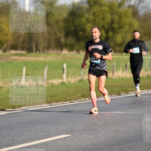 12.04.2026 - 45. Internationalen Wilhelmsburger Insellauf Dr. Thomas Lammeyer http://msf.ph/oto/9431538 12.04.2026 09:12:04 Laufen 4127, 5440 meine-sportfotos.de