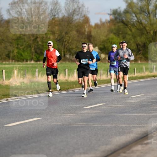 12.04.2026 - 45. Internationalen Wilhelmsburger Insellauf Dr. Thomas Lammeyer http://msf.ph/oto/9431556 12.04.2026 09:12:11 Laufen 4492 meine-sportfotos.de