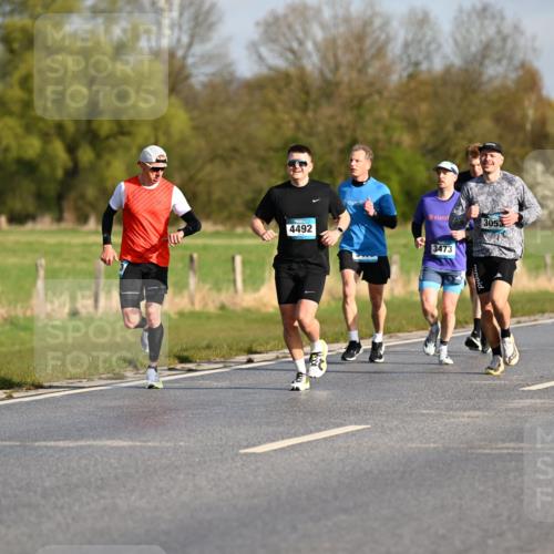12.04.2026 - 45. Internationalen Wilhelmsburger Insellauf Dr. Thomas Lammeyer http://msf.ph/oto/9431573 12.04.2026 09:12:13 Laufen 4492, 550, 3053, 3473 meine-sportfotos.de