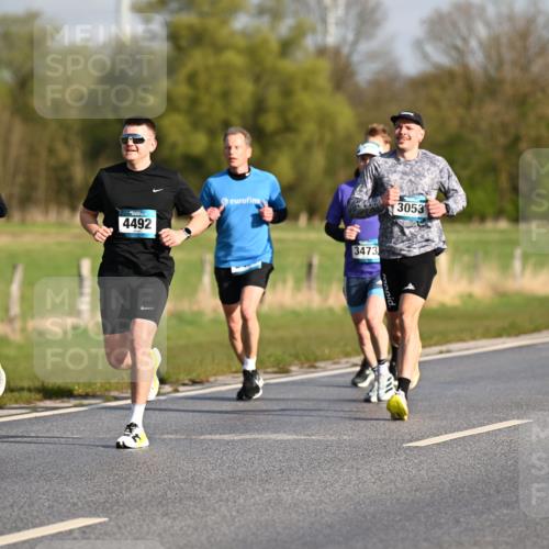 12.04.2026 - 45. Internationalen Wilhelmsburger Insellauf Dr. Thomas Lammeyer http://msf.ph/oto/9431589 12.04.2026 09:12:16 Laufen 4492, 3473, 3053 meine-sportfotos.de
