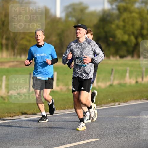 12.04.2026 - 45. Internationalen Wilhelmsburger Insellauf Dr. Thomas Lammeyer http://msf.ph/oto/9431601 12.04.2026 09:12:18 Laufen 4492, 3053 meine-sportfotos.de