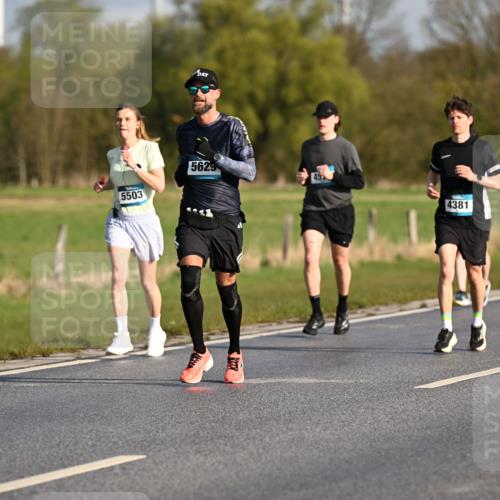 12.04.2026 - 45. Internationalen Wilhelmsburger Insellauf Dr. Thomas Lammeyer http://msf.ph/oto/9431646 12.04.2026 09:12:28 Laufen 2160, 5503, 562, 4381 meine-sportfotos.de