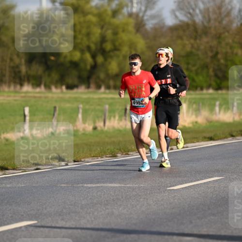 12.04.2026 - 45. Internationalen Wilhelmsburger Insellauf Dr. Thomas Lammeyer http://msf.ph/oto/9431681 12.04.2026 09:12:34 Laufen 4953 meine-sportfotos.de