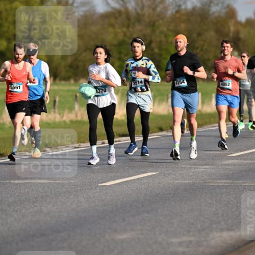 12.04.2026 - 45. Internationalen Wilhelmsburger Insellauf Dr. Thomas Lammeyer http://msf.ph/oto/9431712 12.04.2026 09:12:39 Laufen 42, 5561, 3514, 4370, 4154, 4052, 4694 meine-sportfotos.de