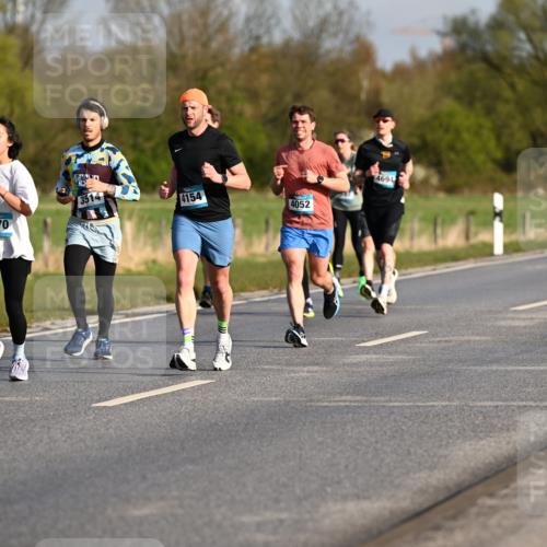 12.04.2026 - 45. Internationalen Wilhelmsburger Insellauf Dr. Thomas Lammeyer http://msf.ph/oto/9431716 12.04.2026 09:12:40 Laufen 370, 3514, 4154, 4052, 4694 meine-sportfotos.de