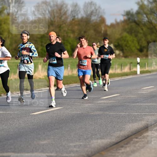 12.04.2026 - 45. Internationalen Wilhelmsburger Insellauf Dr. Thomas Lammeyer http://msf.ph/oto/9431717 12.04.2026 09:12:40 Laufen 3514, 4370, 4154, 4052, 4694 meine-sportfotos.de