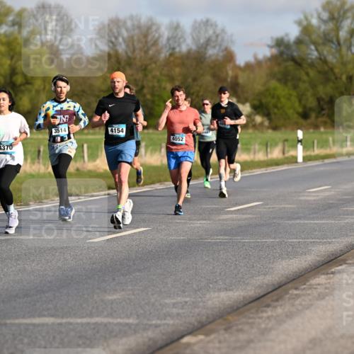 12.04.2026 - 45. Internationalen Wilhelmsburger Insellauf Dr. Thomas Lammeyer http://msf.ph/oto/9431719 12.04.2026 09:12:40 Laufen 4370, 3514, 4154, 4052 meine-sportfotos.de