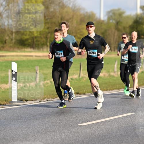 12.04.2026 - 45. Internationalen Wilhelmsburger Insellauf Dr. Thomas Lammeyer http://msf.ph/oto/9431747 12.04.2026 09:12:45 Laufen 4673, 4694, 3487, 2659 meine-sportfotos.de