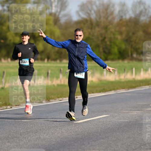 12.04.2026 - 45. Internationalen Wilhelmsburger Insellauf Dr. Thomas Lammeyer http://msf.ph/oto/9431784 12.04.2026 09:12:54 Laufen 3561, 3351, 4941 meine-sportfotos.de