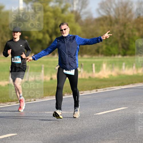 12.04.2026 - 45. Internationalen Wilhelmsburger Insellauf Dr. Thomas Lammeyer http://msf.ph/oto/9431789 12.04.2026 09:12:54 Laufen 3561, 7831 meine-sportfotos.de