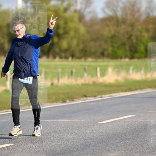 12.04.2026 - 45. Internationalen Wilhelmsburger Insellauf Dr. Thomas Lammeyer http://msf.ph/oto/9431794 12.04.2026 09:12:55 Laufen 3561, 41 meine-sportfotos.de