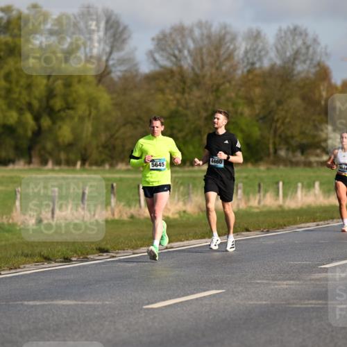 12.04.2026 - 45. Internationalen Wilhelmsburger Insellauf Dr. Thomas Lammeyer http://msf.ph/oto/9431817 12.04.2026 09:13:01 Laufen 4460, 5645, 3619 meine-sportfotos.de