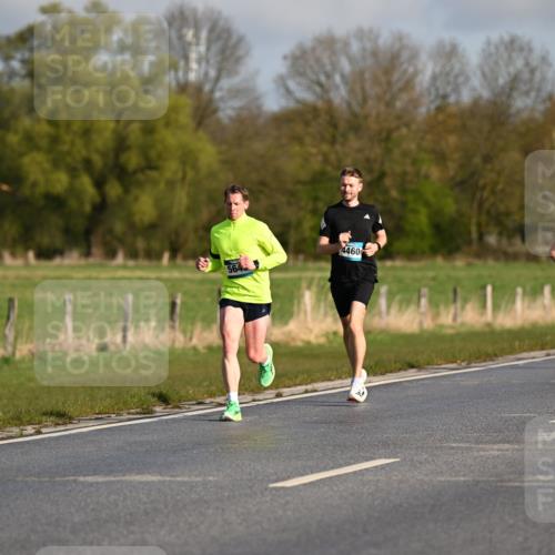 12.04.2026 - 45. Internationalen Wilhelmsburger Insellauf Dr. Thomas Lammeyer http://msf.ph/oto/9431820 12.04.2026 09:13:01 Laufen 564, 4460 meine-sportfotos.de