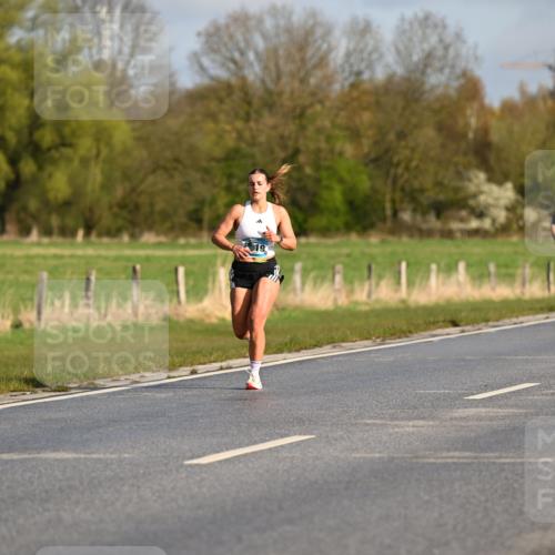 12.04.2026 - 45. Internationalen Wilhelmsburger Insellauf Dr. Thomas Lammeyer http://msf.ph/oto/9431836 12.04.2026 09:13:05 Laufen 19 meine-sportfotos.de