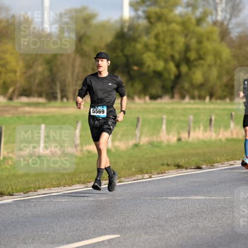 12.04.2026 - 45. Internationalen Wilhelmsburger Insellauf Dr. Thomas Lammeyer http://msf.ph/oto/9431868 12.04.2026 09:13:12 Laufen 5569, 3562 meine-sportfotos.de