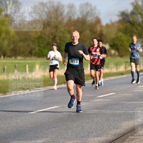 12.04.2026 - 45. Internationalen Wilhelmsburger Insellauf Dr. Thomas Lammeyer http://msf.ph/oto/9431876 12.04.2026 09:13:14 Laufen 562, 3813 meine-sportfotos.de
