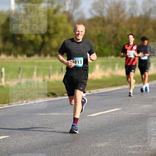 12.04.2026 - 45. Internationalen Wilhelmsburger Insellauf Dr. Thomas Lammeyer http://msf.ph/oto/9431886 12.04.2026 09:13:16 Laufen 3813 meine-sportfotos.de