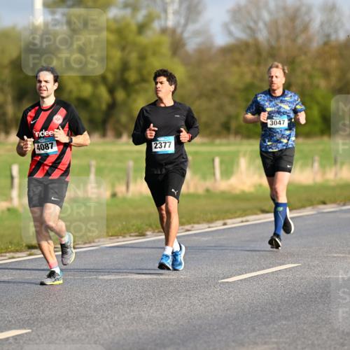 12.04.2026 - 45. Internationalen Wilhelmsburger Insellauf Dr. Thomas Lammeyer http://msf.ph/oto/9431905 12.04.2026 09:13:19 Laufen 4087, 2377, 3047 meine-sportfotos.de