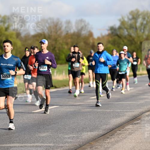 12.04.2026 - 45. Internationalen Wilhelmsburger Insellauf Dr. Thomas Lammeyer http://msf.ph/oto/9431967 12.04.2026 09:13:31 Laufen 5052, 2994 meine-sportfotos.de