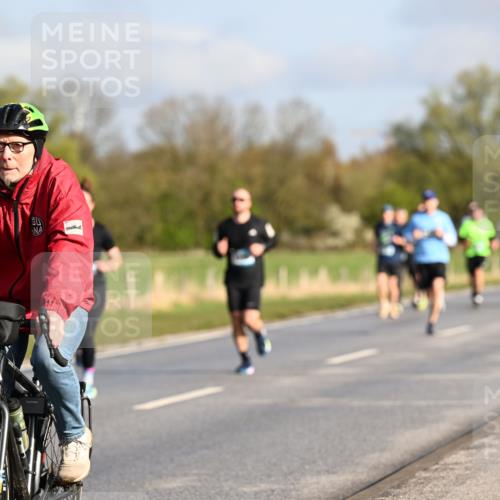 12.04.2026 - 45. Internationalen Wilhelmsburger Insellauf Dr. Thomas Lammeyer http://msf.ph/oto/9432016 12.04.2026 09:13:39 Laufen  meine-sportfotos.de