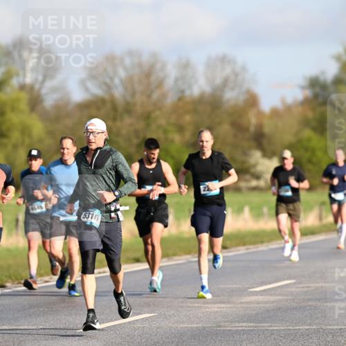 12.04.2026 - 45. Internationalen Wilhelmsburger Insellauf Dr. Thomas Lammeyer http://msf.ph/oto/9432069 12.04.2026 09:13:49 Laufen 4807, 4340, 4545, 5316, 22 meine-sportfotos.de